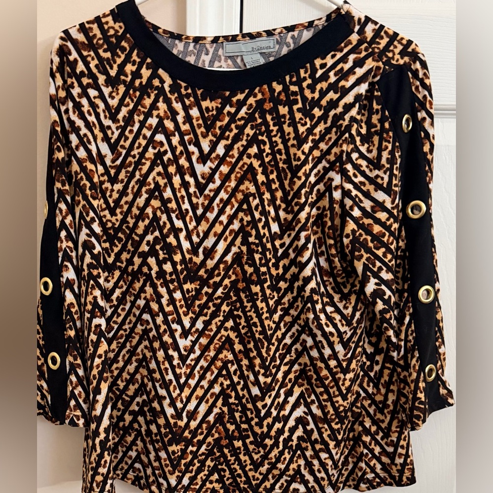 By‎ Design Leopard Print Lightweight Woman’s L Long Sleeve Blouse